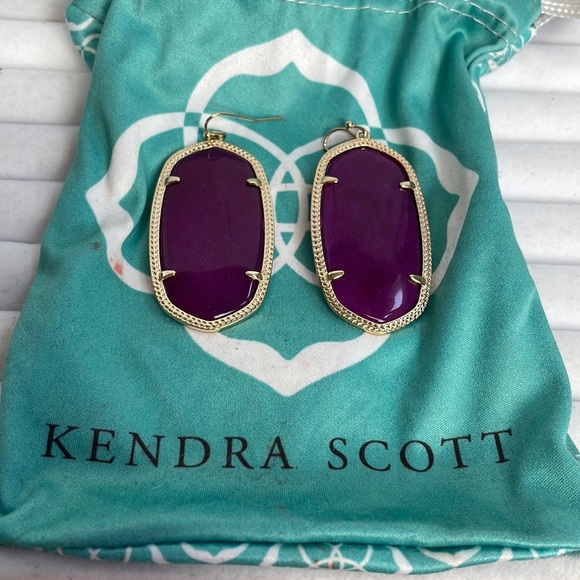 Pair of Kendra Scott Purple Earrings - Picture 1 of 5